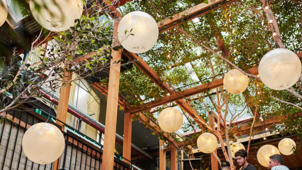 Spring Scarf Dinners at Garden State Hotel